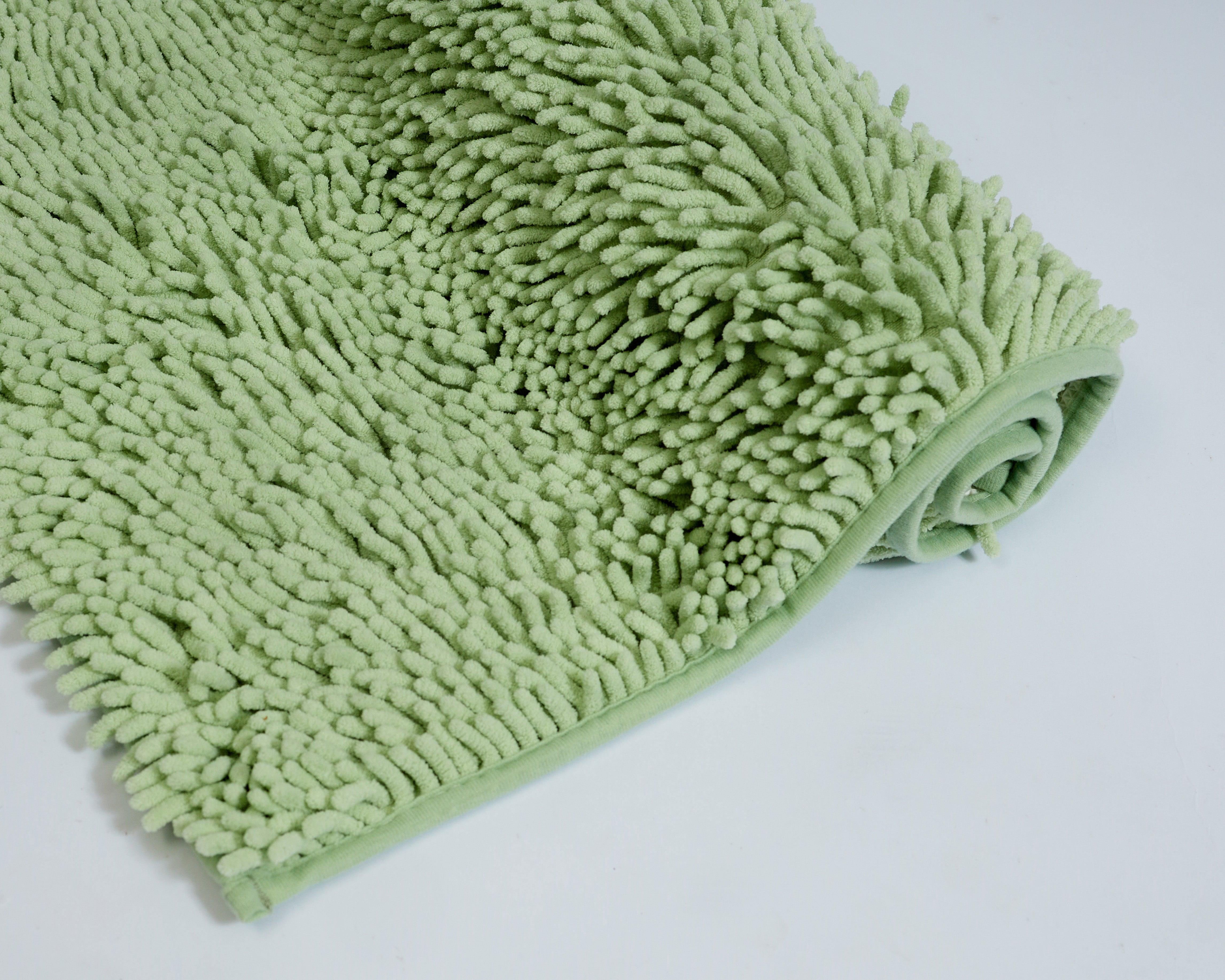 Mily Bath Rug in soft green, plush texture, anti-spill, non-slip surface.