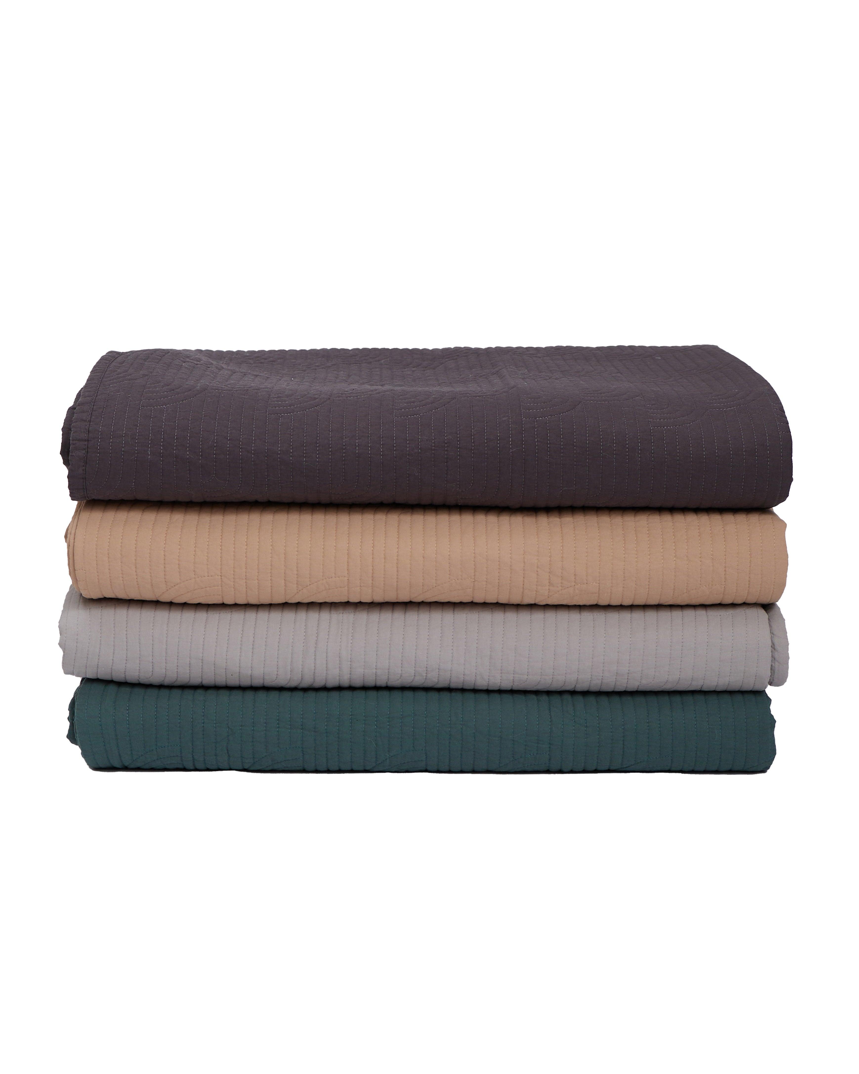 Vina Quilt