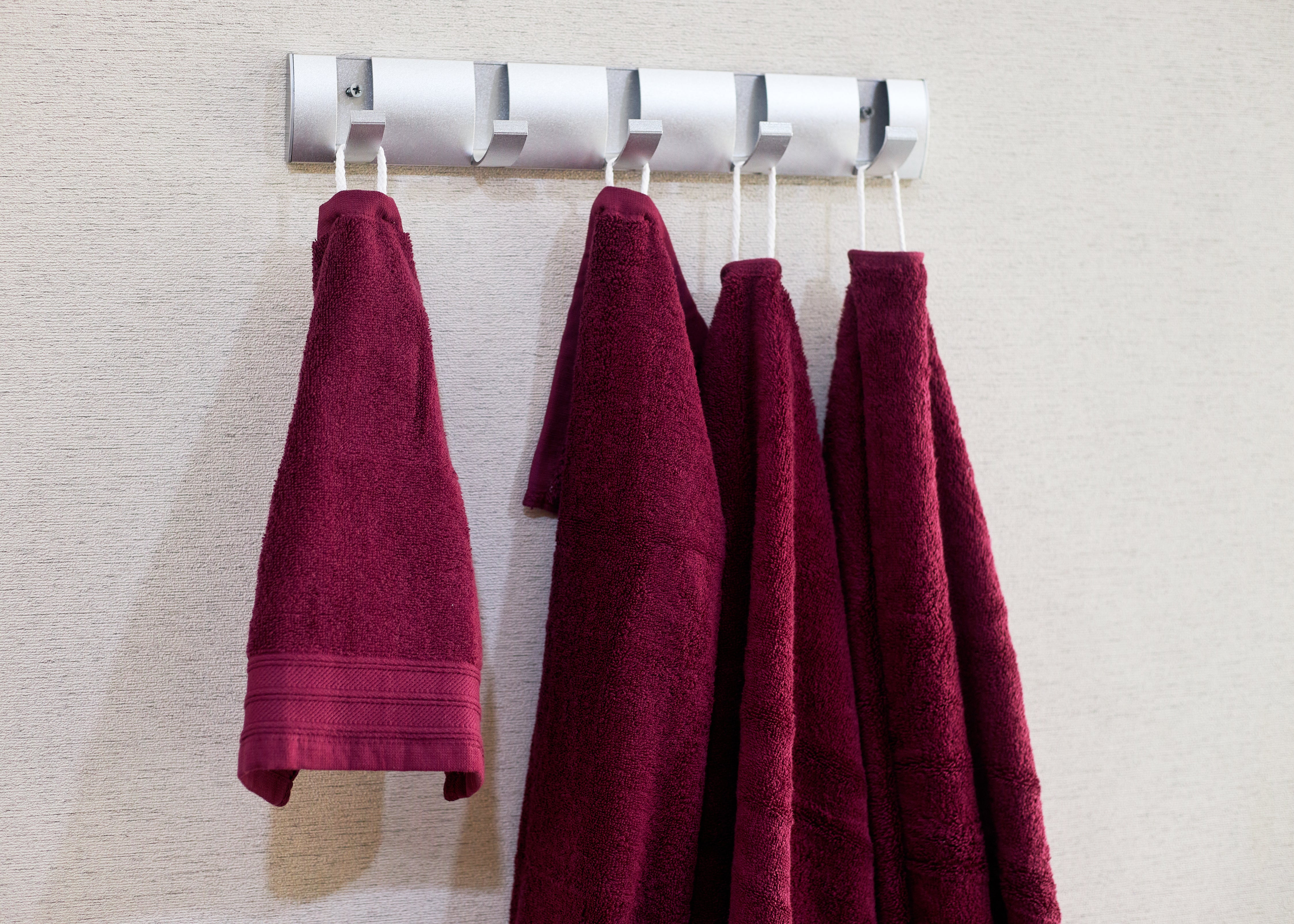 Deluxe Towel Collection