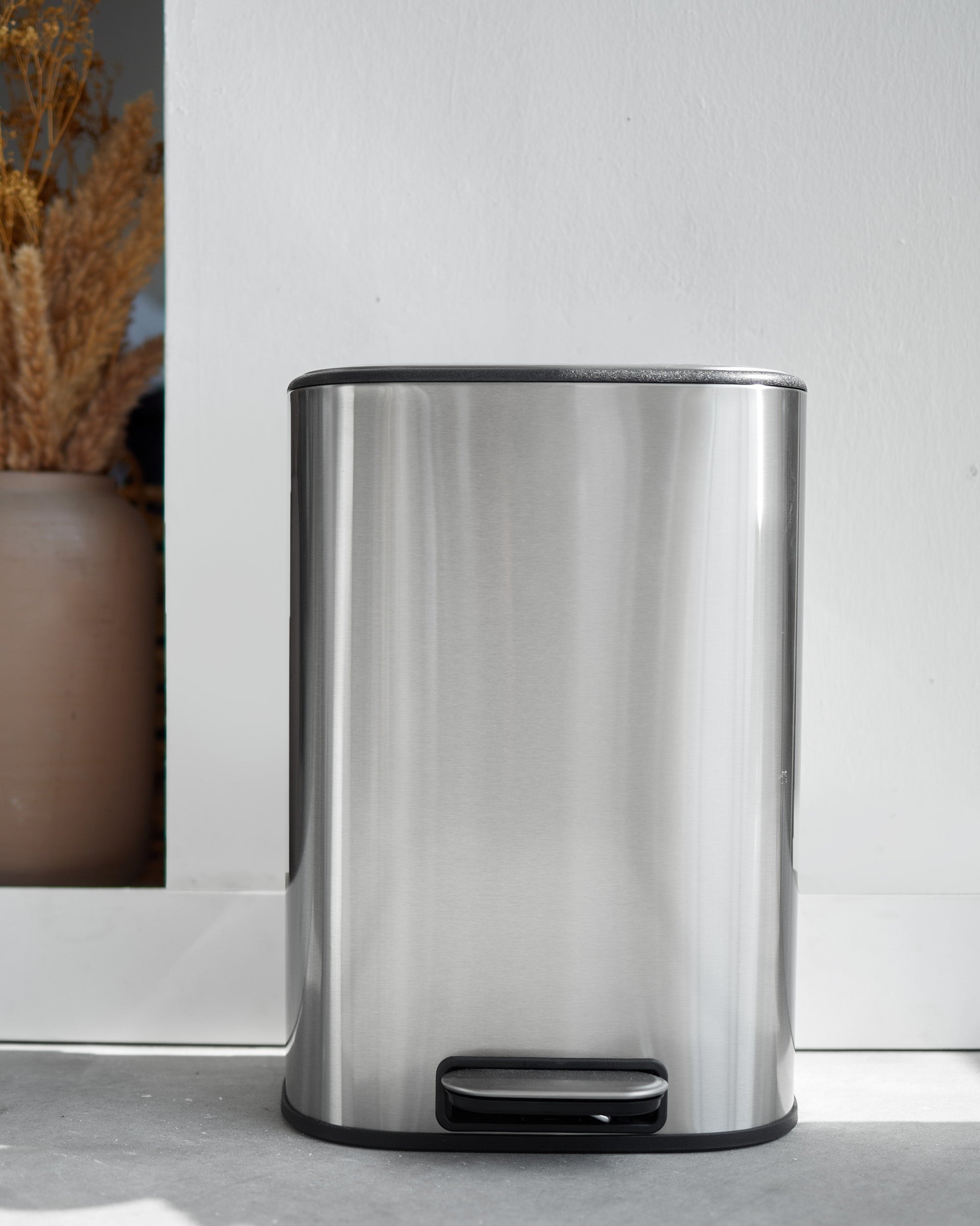 12 Liters Step Trash Can