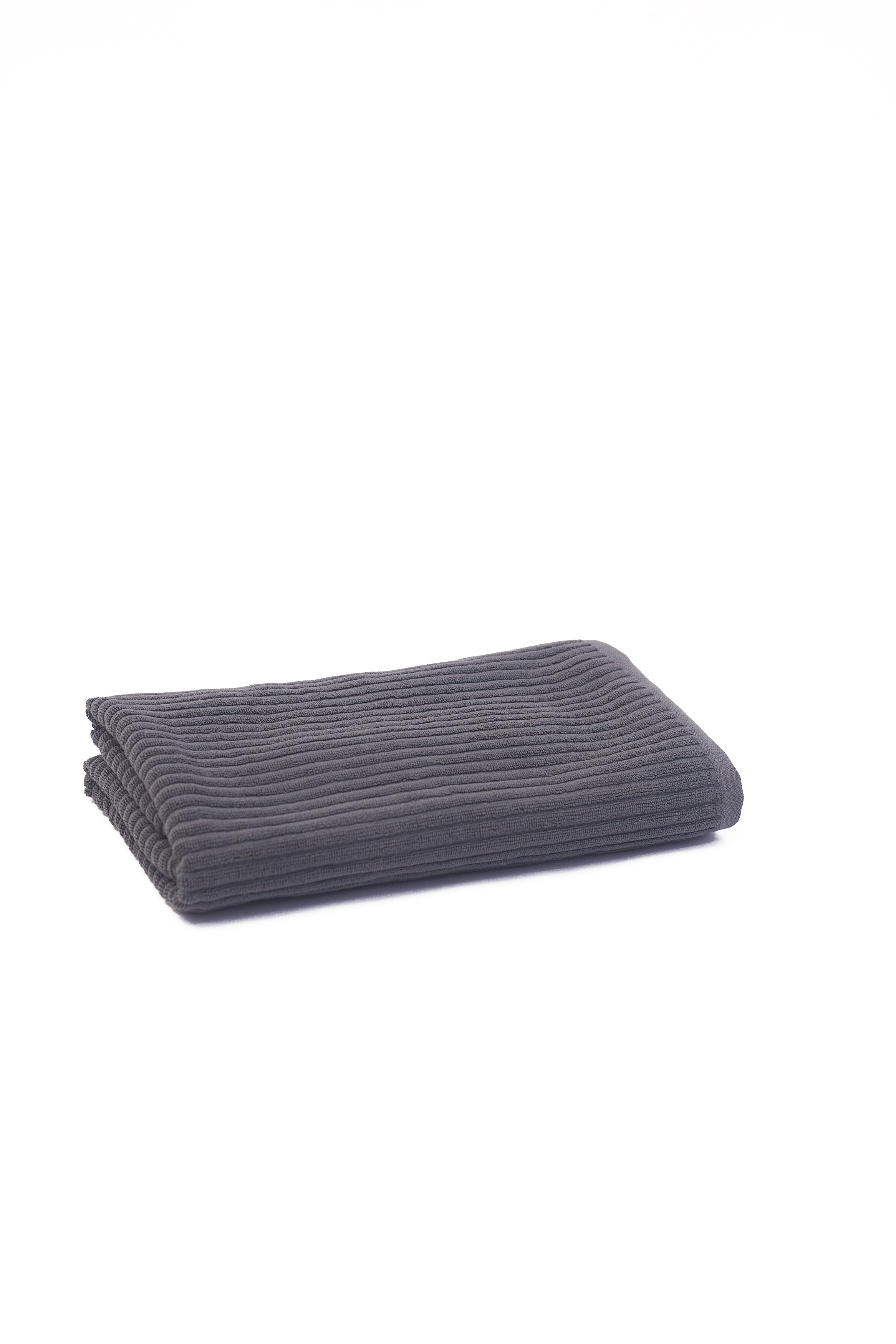 Linea Towel Collection