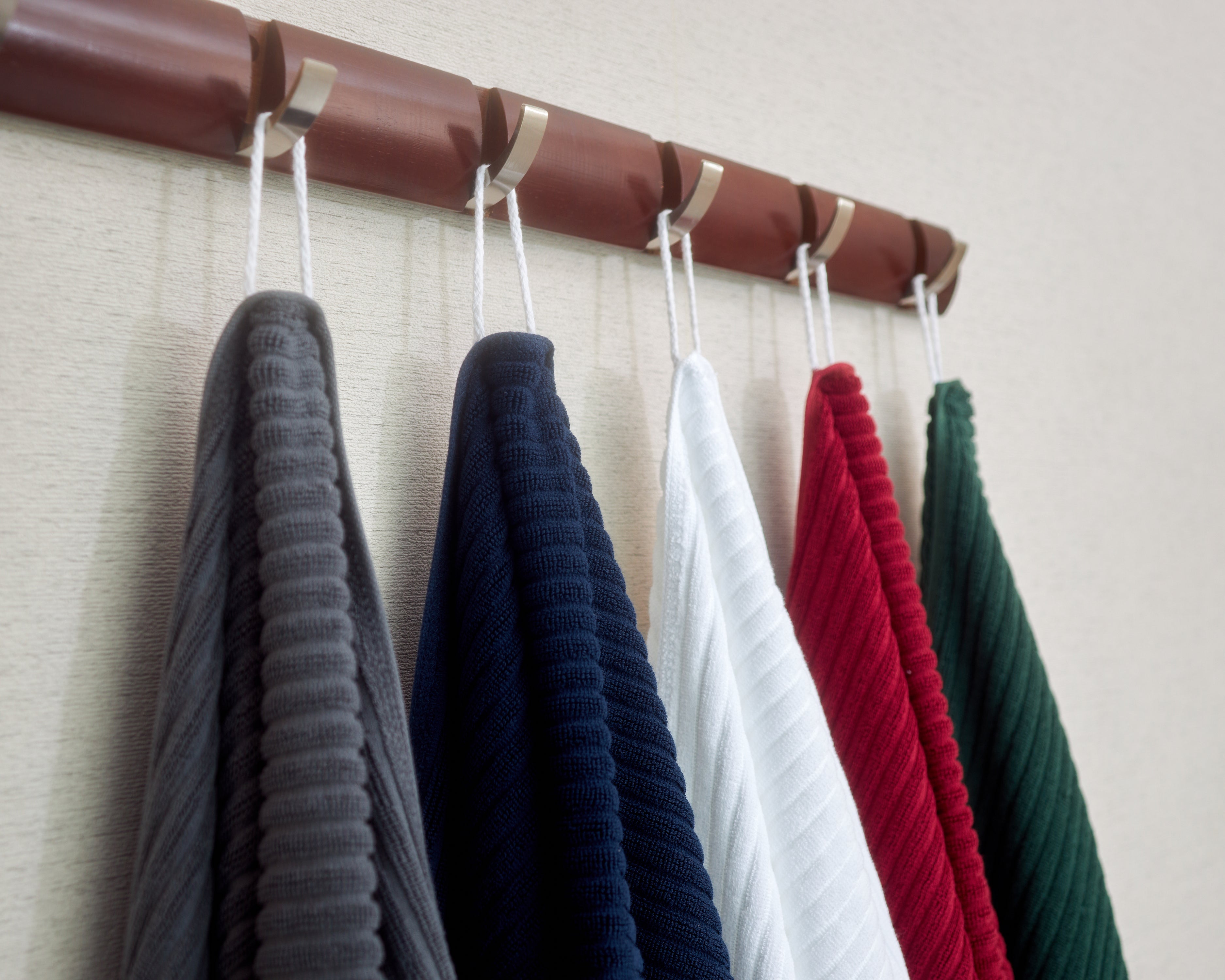 Linea Towel Collection
